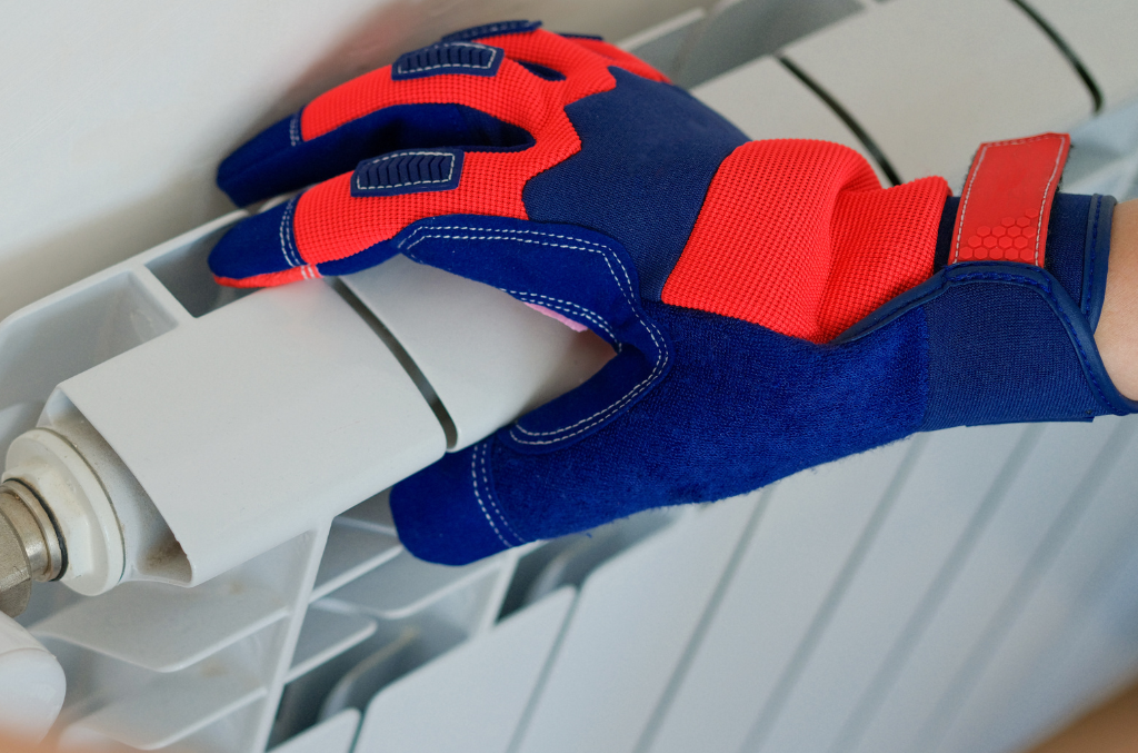 Heat Protection Gloves: Shielding Your Hands in High-Temperature ...