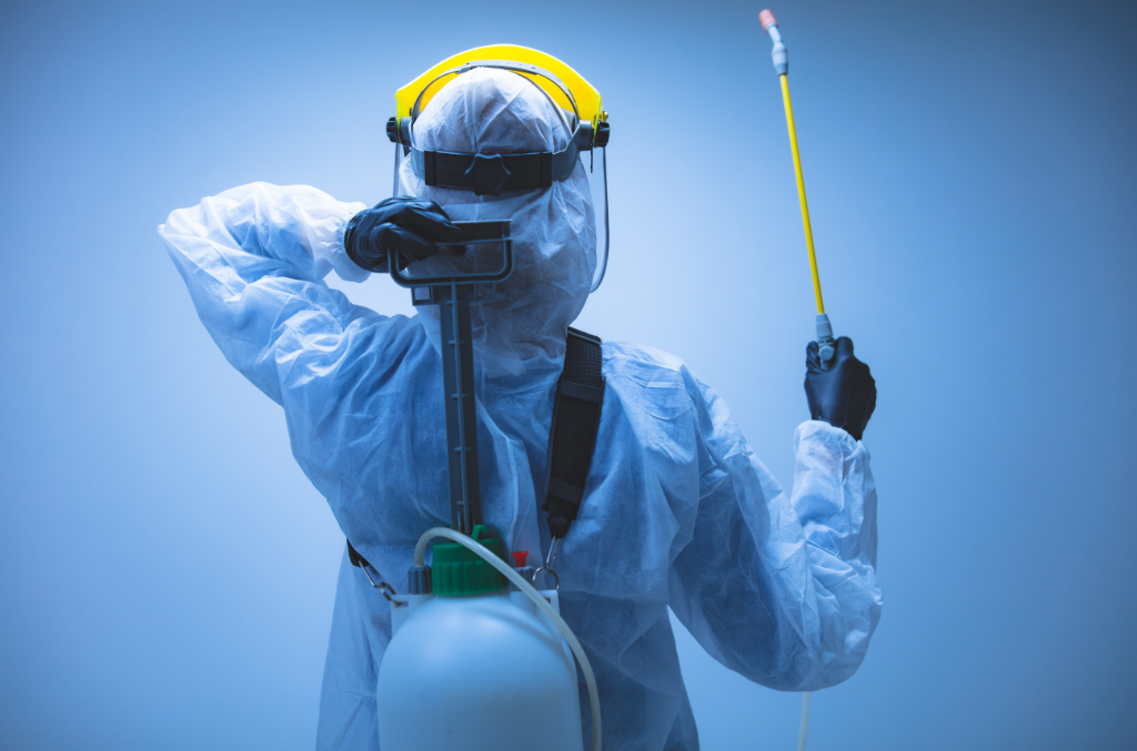 Backpack chemical sprayers are designed for tasks that require prolonged spraying